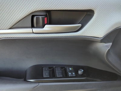 2025 Toyota Camry SE (SE)