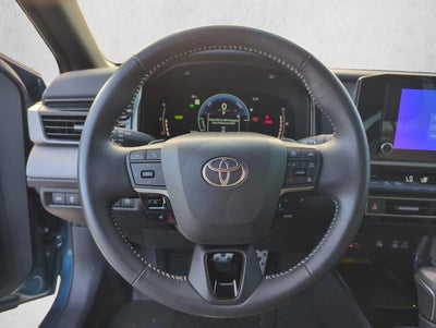 2025 Toyota Camry SE (SE)