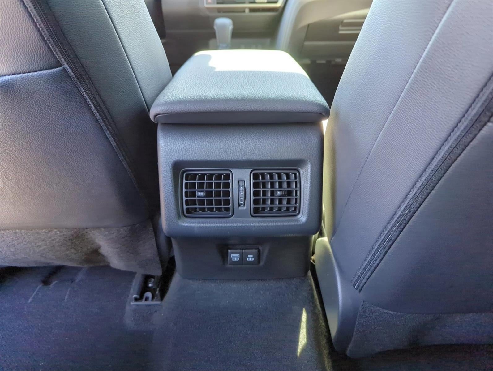 2025 Toyota Camry SE (SE)