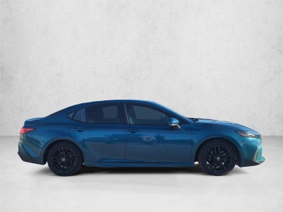 2025 Toyota Camry SE (SE)