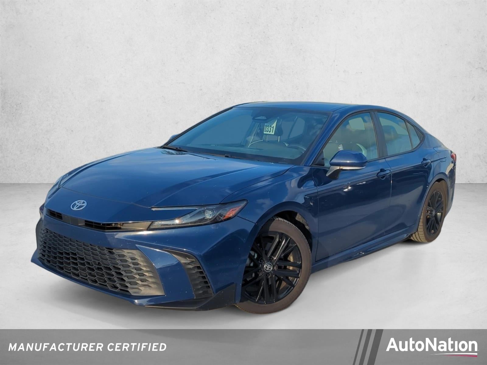 2025 Toyota Camry SE (Natl)