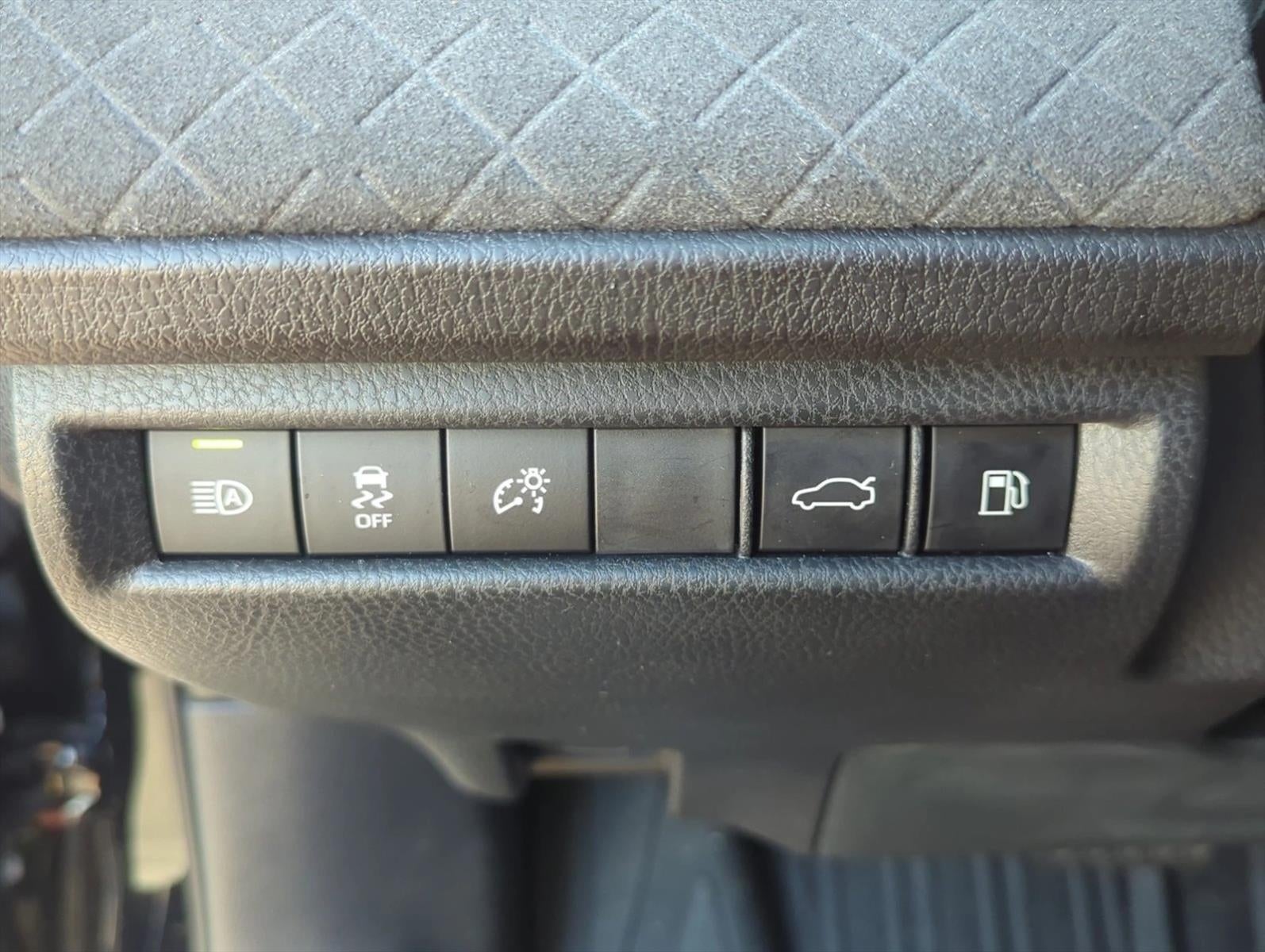 2025 Toyota Camry XLE (Natl)
