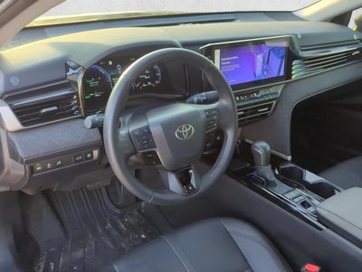 2025 Toyota Camry XLE (Natl)