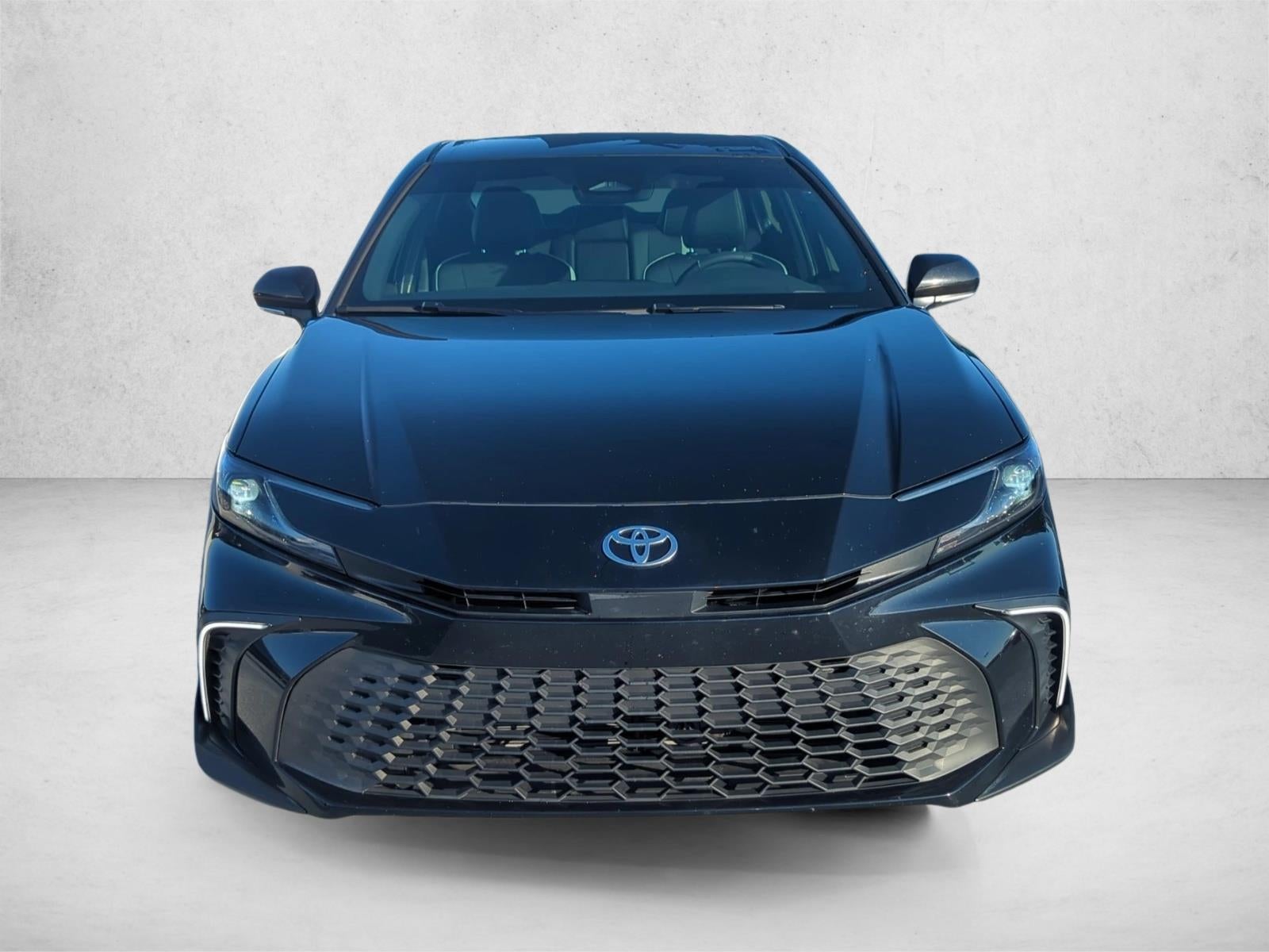 2025 Toyota Camry SE (Natl)