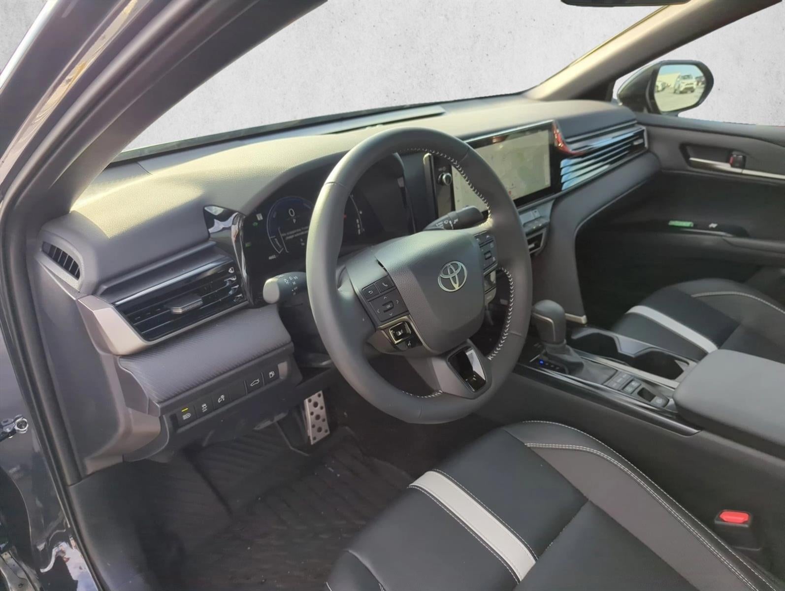 2026 Toyota Camry SE (SE)