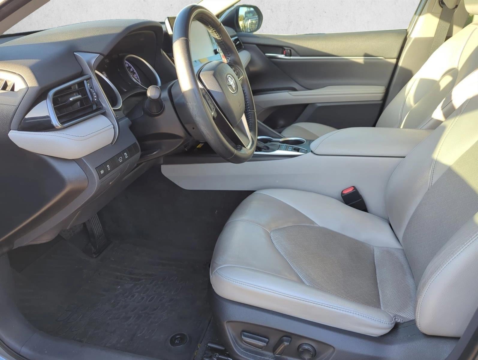 2022 Toyota Camry Hybrid XLE CVT (Natl)