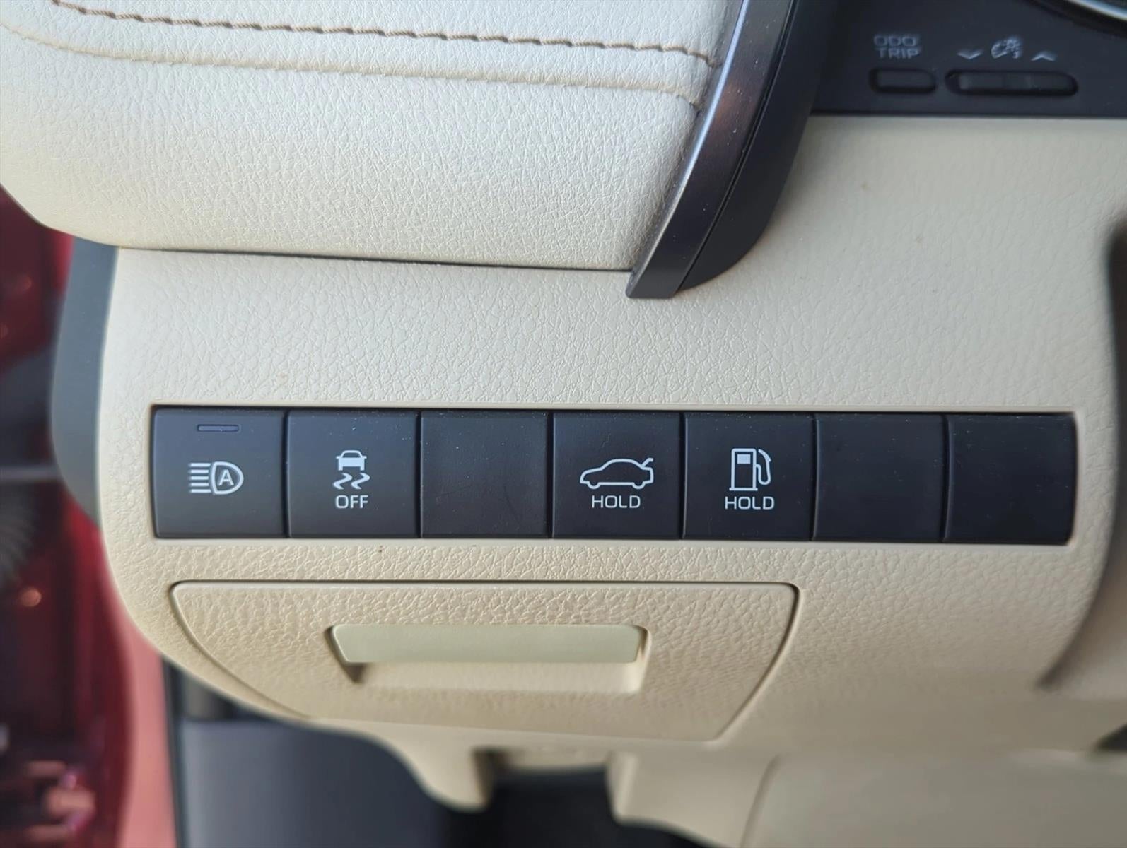2020 Toyota Camry Hybrid XLE CVT (Natl)
