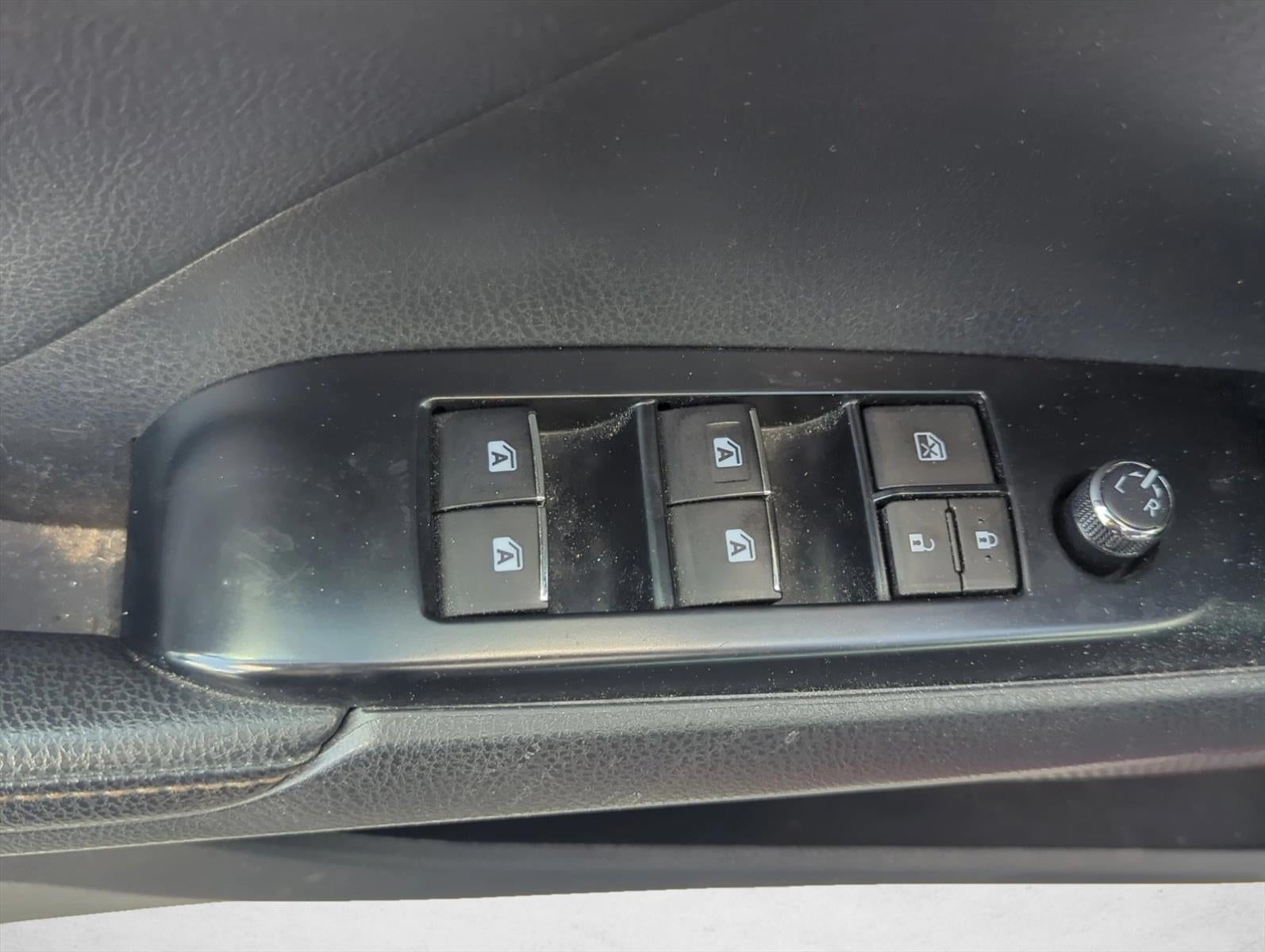 2020 Toyota Camry XLE V6 Auto (Natl)