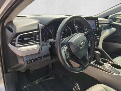 2023 Toyota Camry SE Auto (SE)