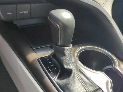 2023 Toyota Camry SE Auto (SE)