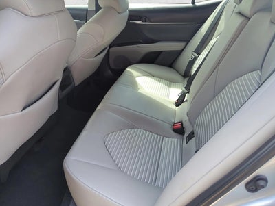 2023 Toyota Camry SE Auto (SE)