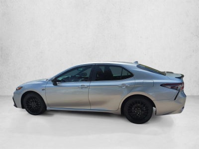 2023 Toyota Camry SE Auto (SE)