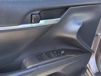 2023 Toyota Camry SE Auto (SE)