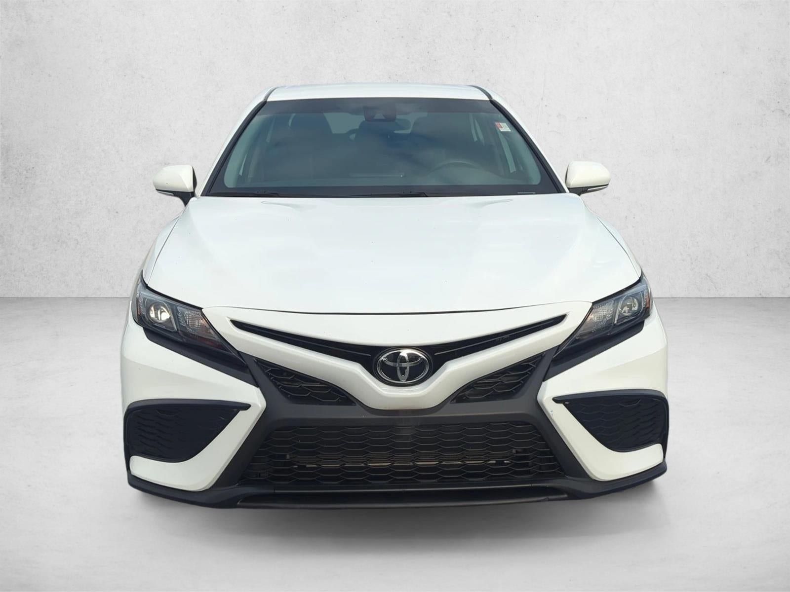 2023 Toyota Camry SE Auto (SE)