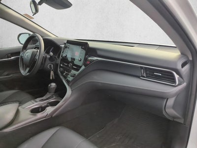 2023 Toyota Camry SE Auto (SE)