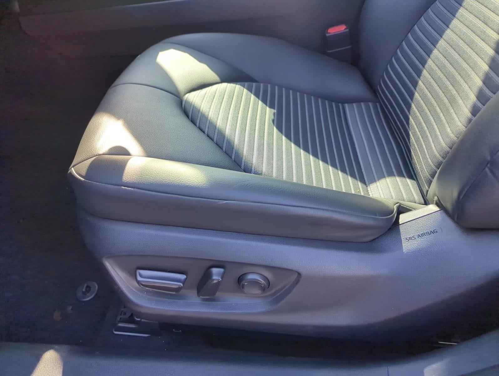 2024 Toyota Camry SE Auto (SE)
