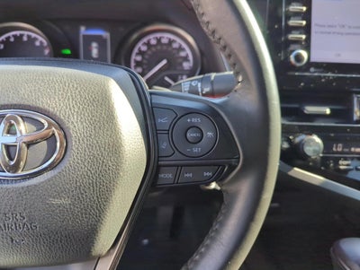 2024 Toyota Camry SE Auto (SE)