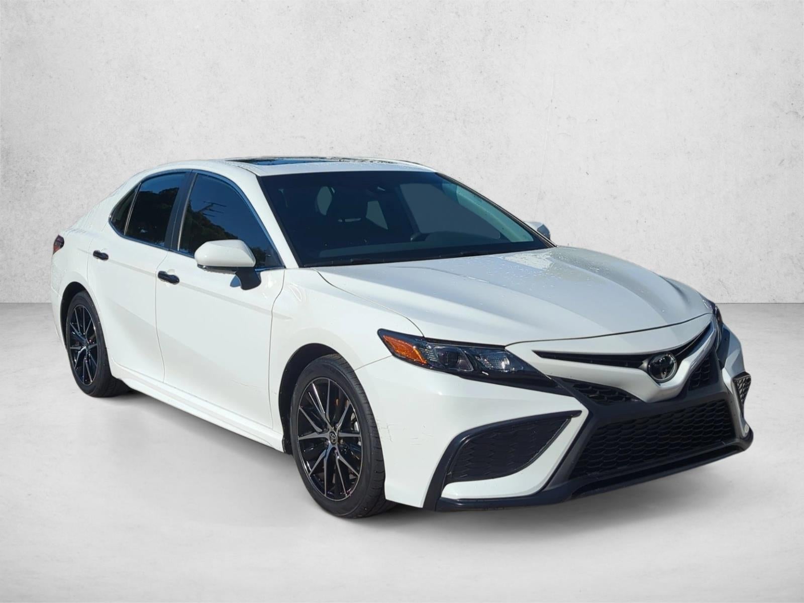 2024 Toyota Camry SE Auto (SE)