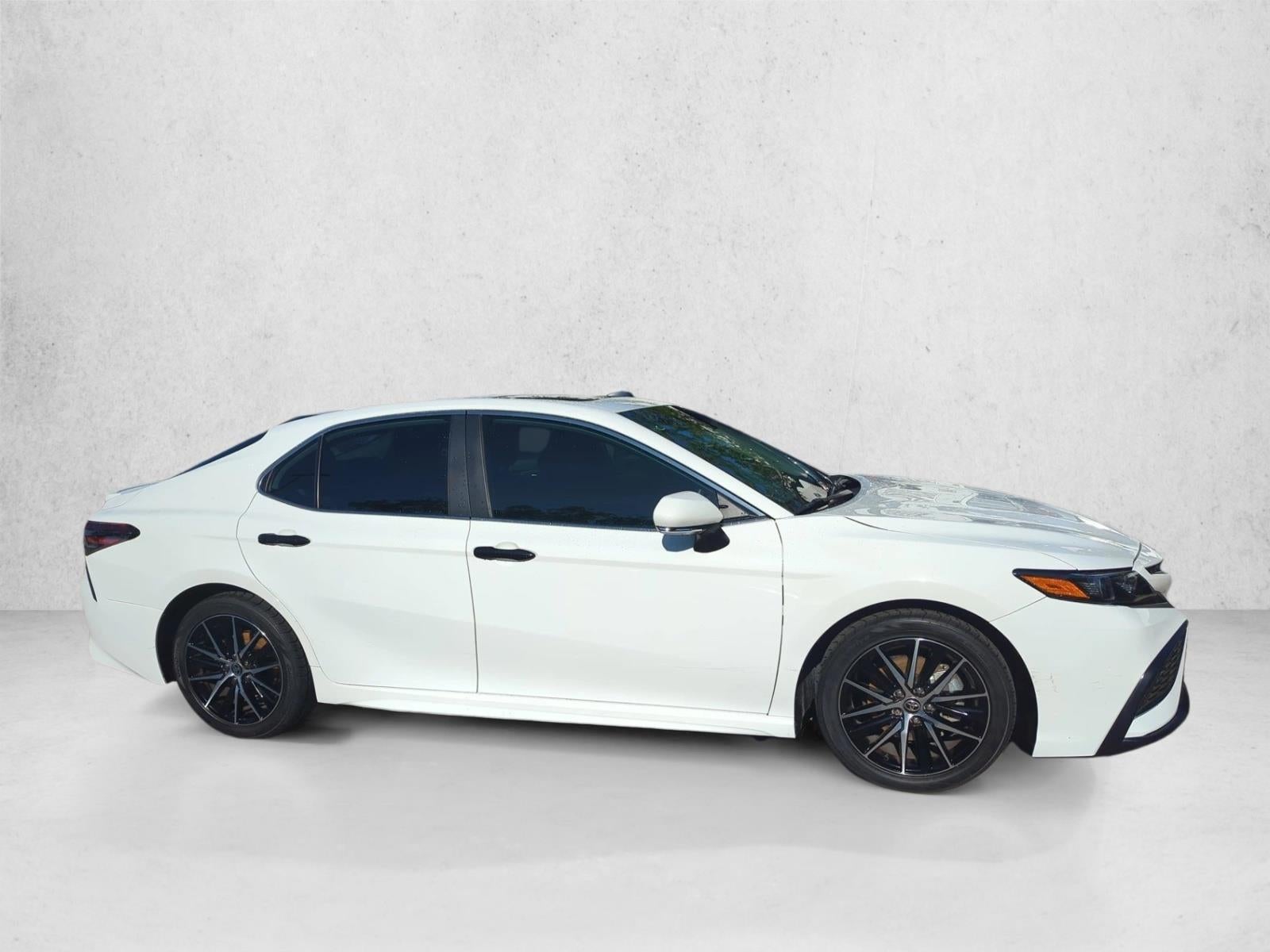 2024 Toyota Camry SE Auto (SE)