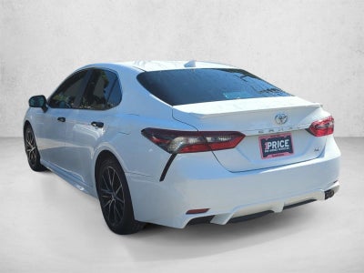 2024 Toyota Camry SE Auto (SE)