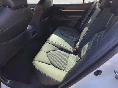 2024 Toyota Camry SE Auto (SE)