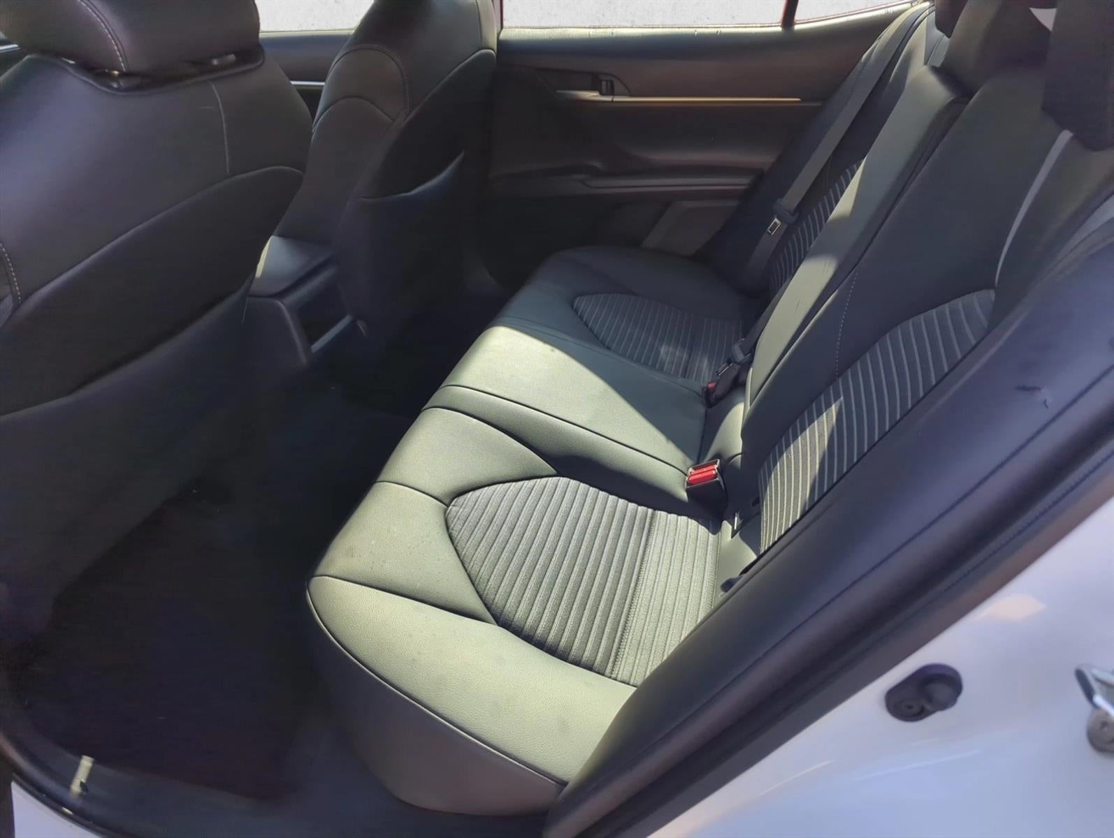 2024 Toyota Camry SE Auto (SE)