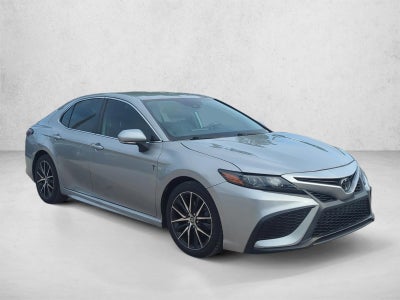 2022 Toyota Camry SE Auto AWD (Natl)