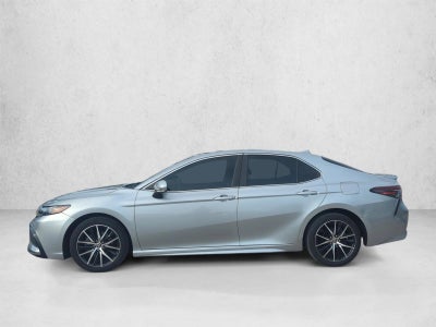 2022 Toyota Camry SE Auto AWD (Natl)