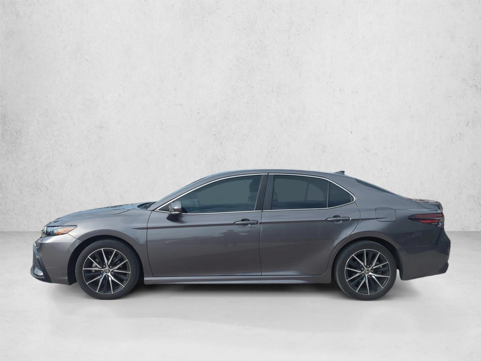 2024 Toyota Camry SE Auto (SE)