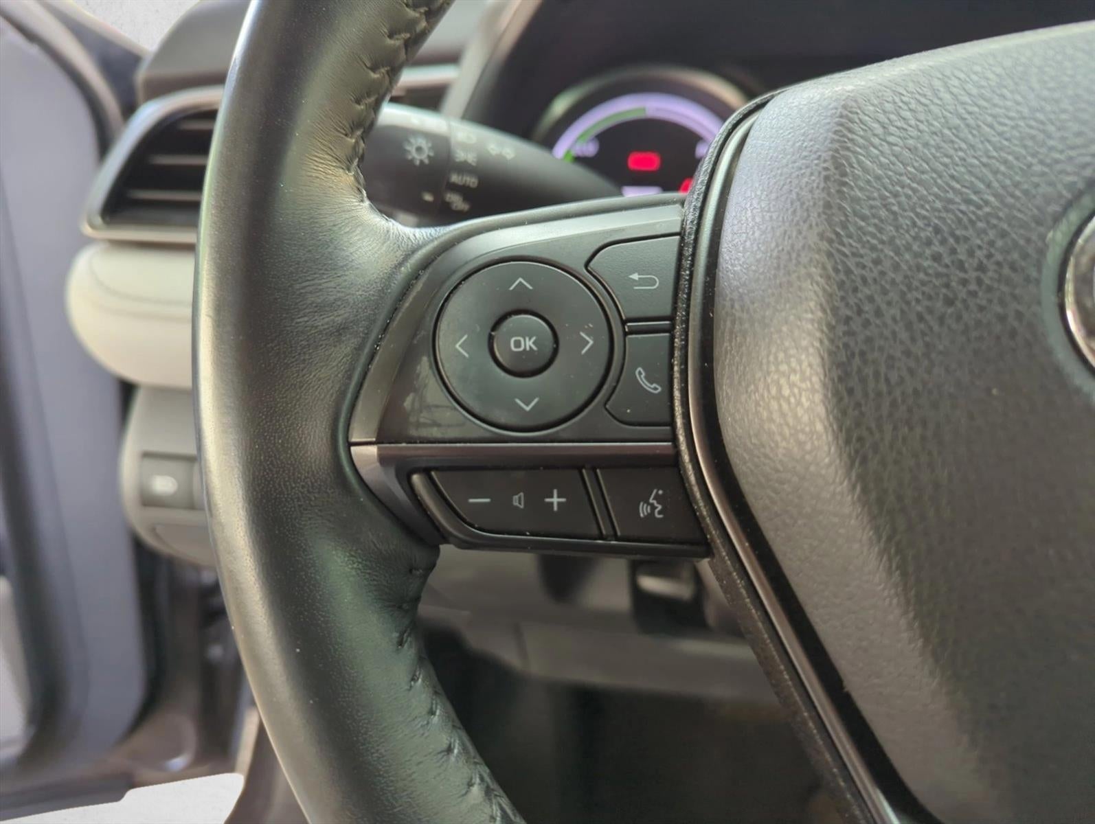 2022 Toyota Camry Hybrid SE CVT (Natl)