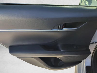 2023 Toyota Camry SE Auto (SE)
