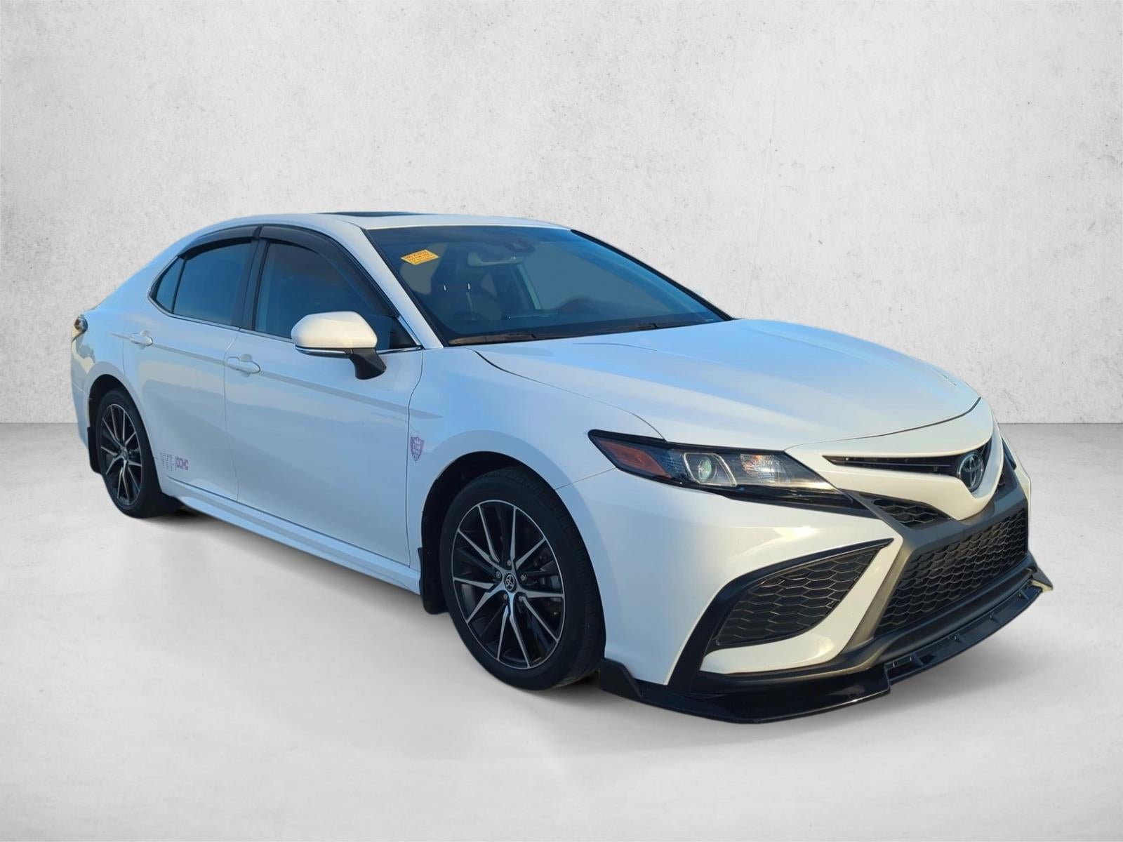 2024 Toyota Camry SE Auto (SE)