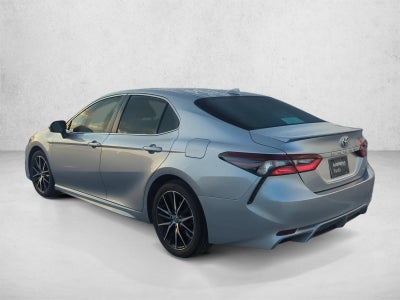 2024 Toyota Camry SE Auto (SE)