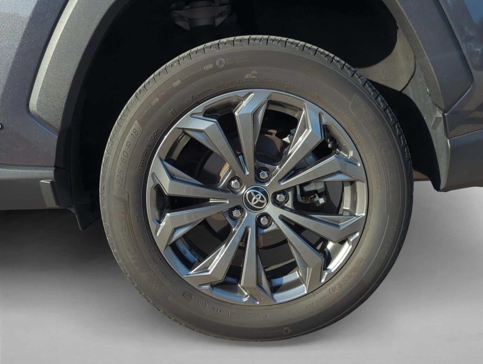 2022 Toyota RAV4 Hybrid XLE Premium AWD (Natl)