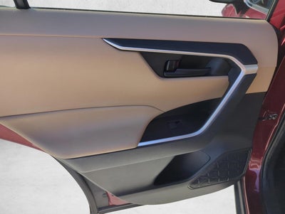2022 Toyota RAV4 Hybrid LE AWD (Natl)