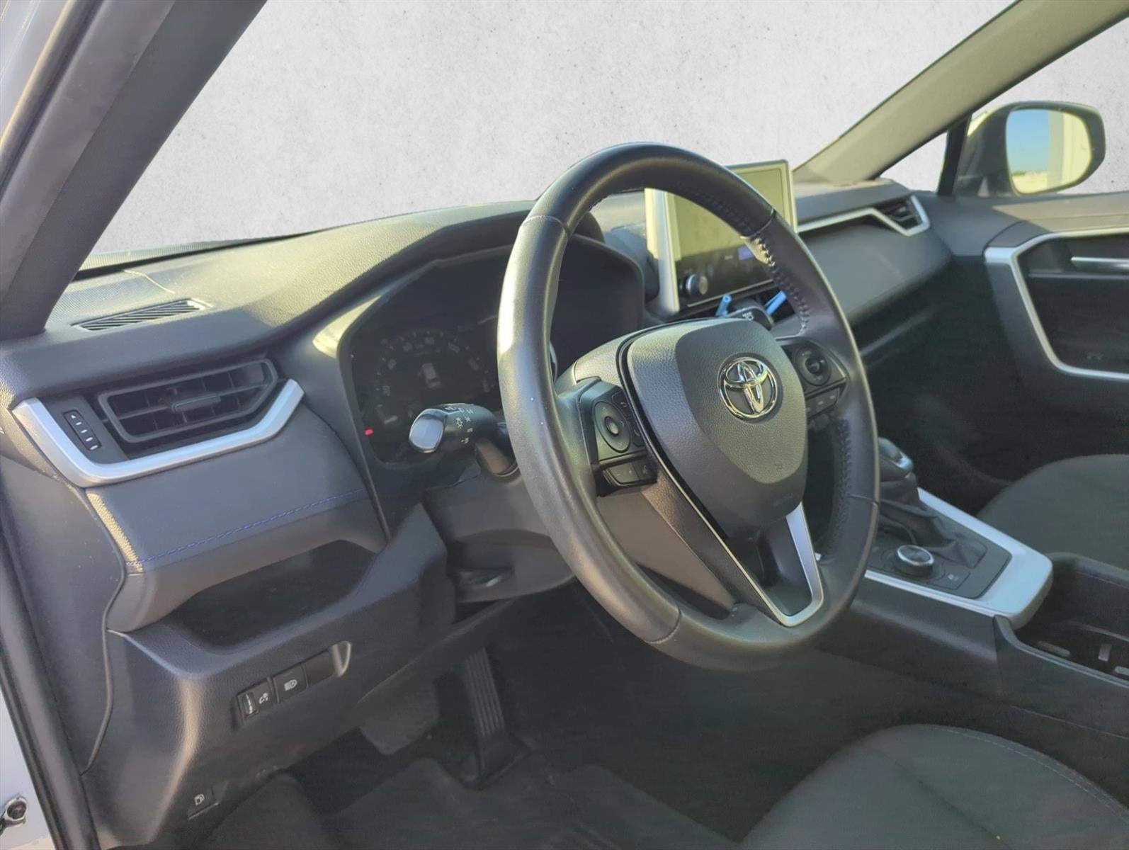 2023 Toyota RAV4 Hybrid SE AWD (Natl)