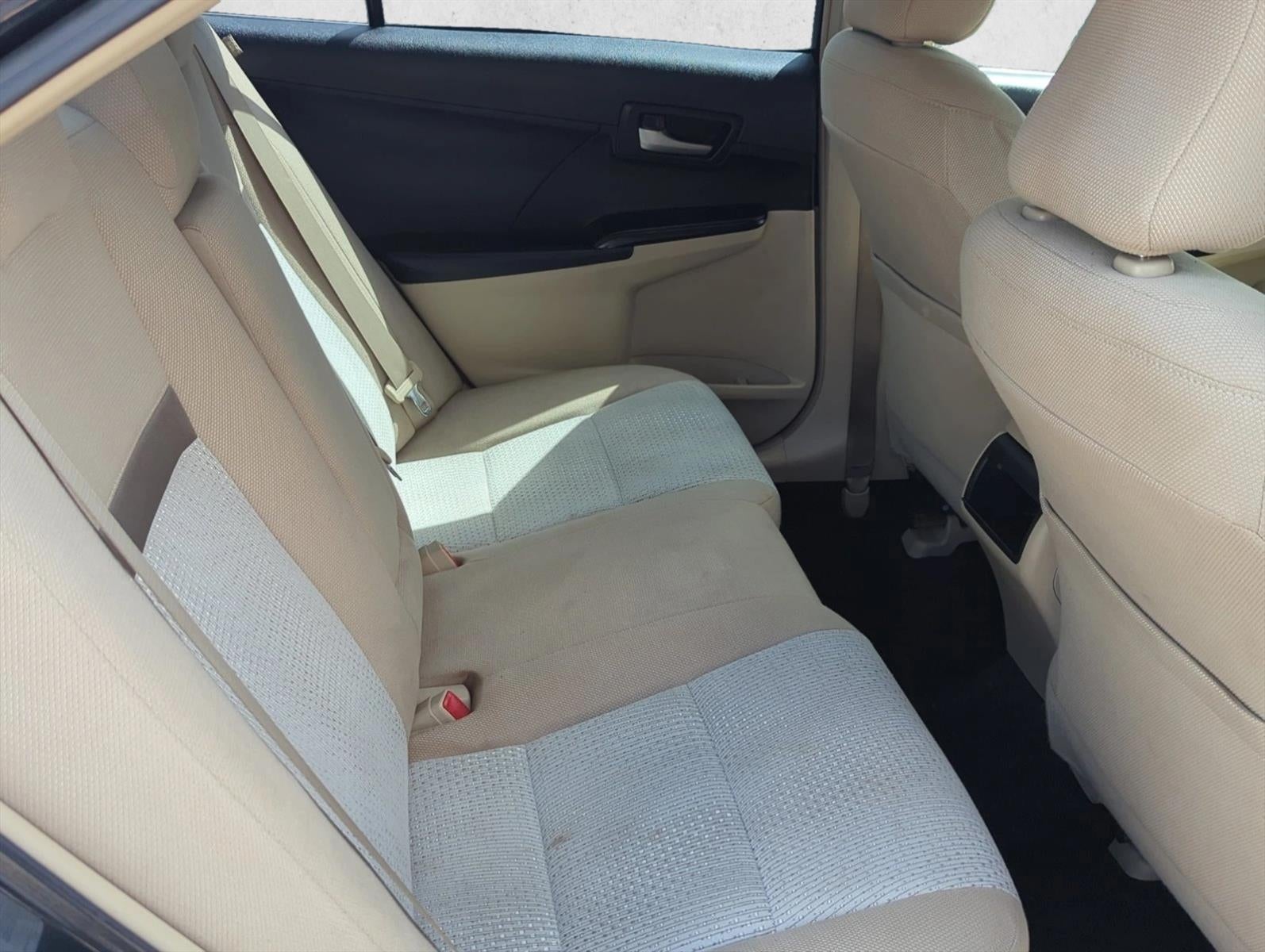 2012 Toyota Camry 4dr Sdn I4 Auto LE (Natl)