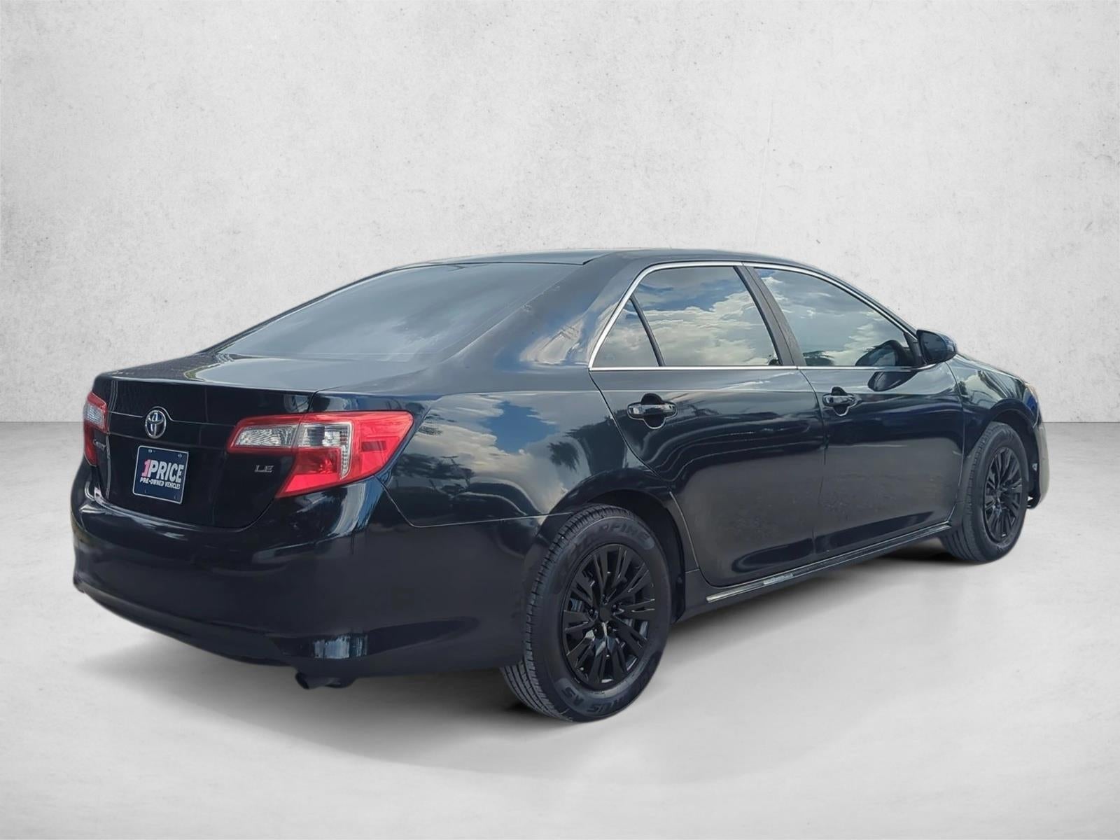 2012 Toyota Camry 4dr Sdn I4 Auto LE (Natl)