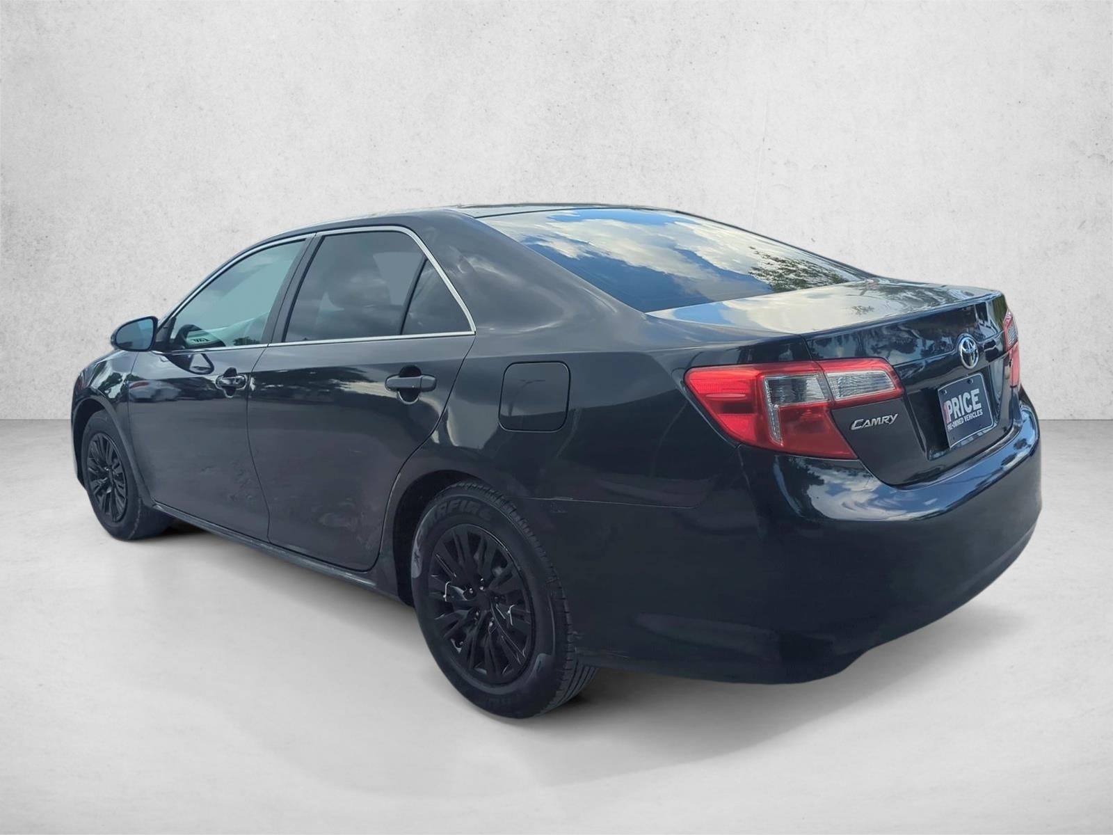 2012 Toyota Camry 4dr Sdn I4 Auto LE (Natl)