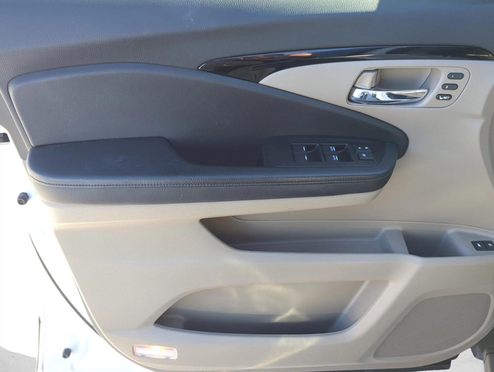 2021 Honda Pilot Touring 7-Passenger AWD