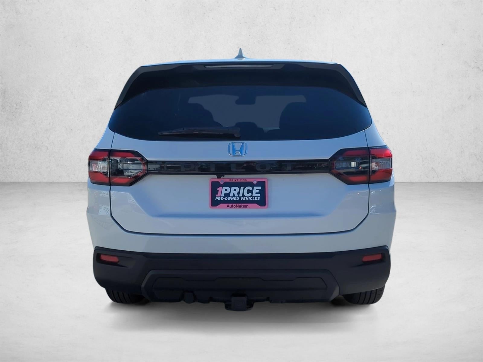 2023 Honda Pilot LX 2WD