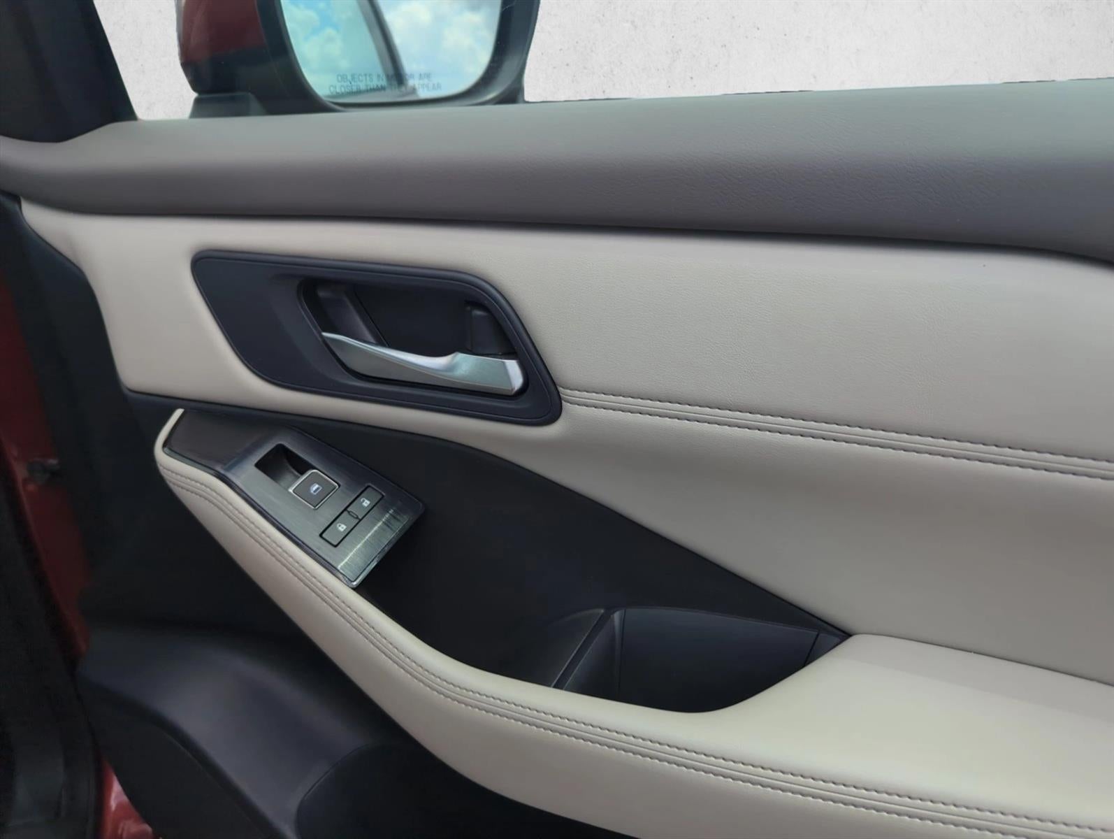 2023 Nissan Rogue FWD SL
