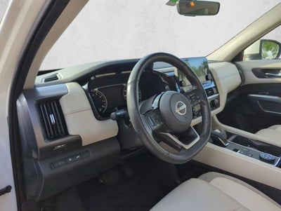 2023 Nissan Pathfinder SL 4WD