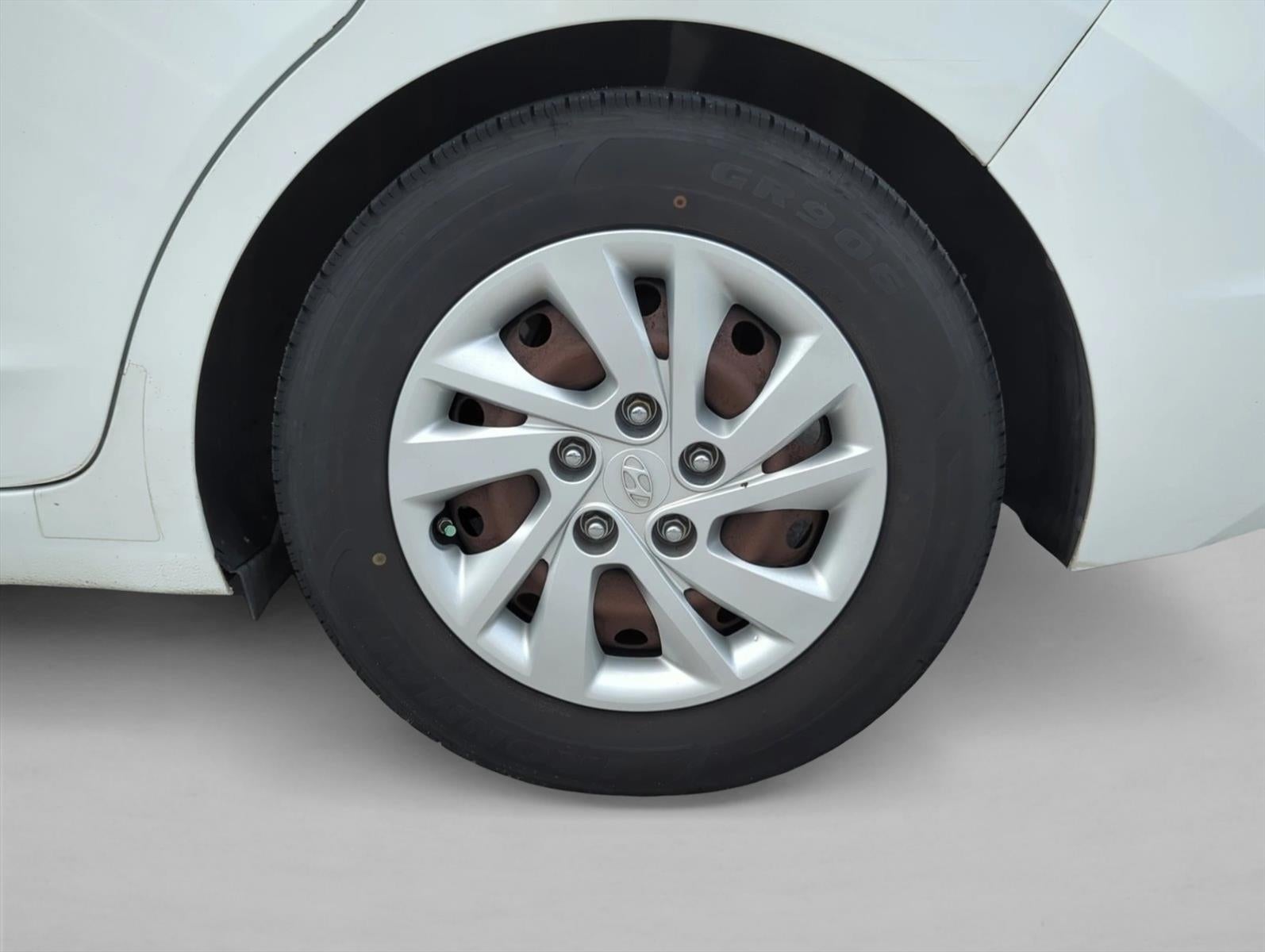 2020 Hyundai ELANTRA SE IVT