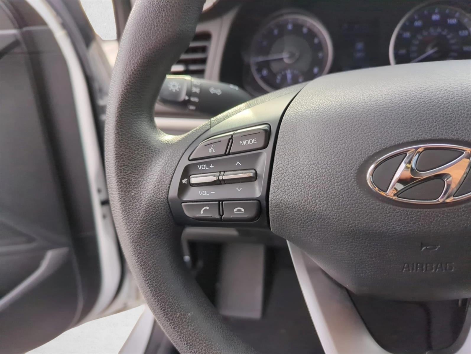 2019 Hyundai ELANTRA SEL Auto