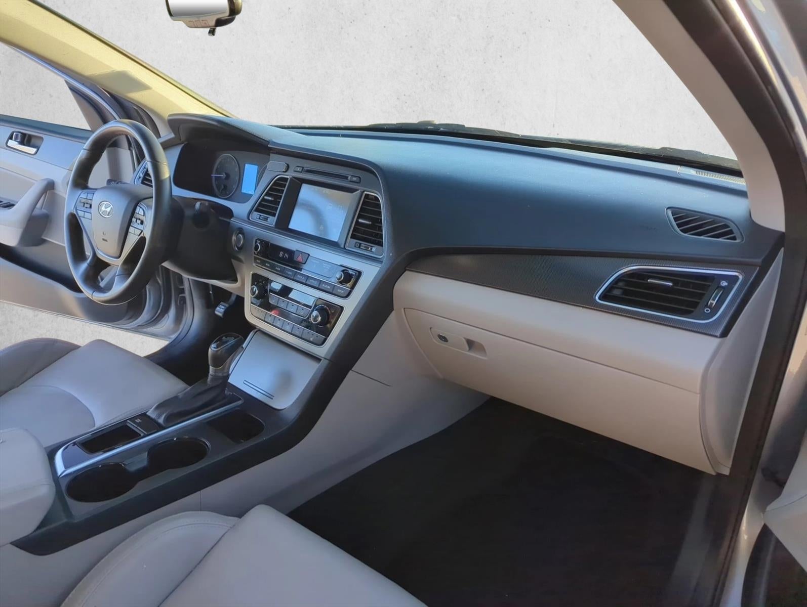 2016 Hyundai SONATA 4dr Sdn 2.4L Sport PZEV