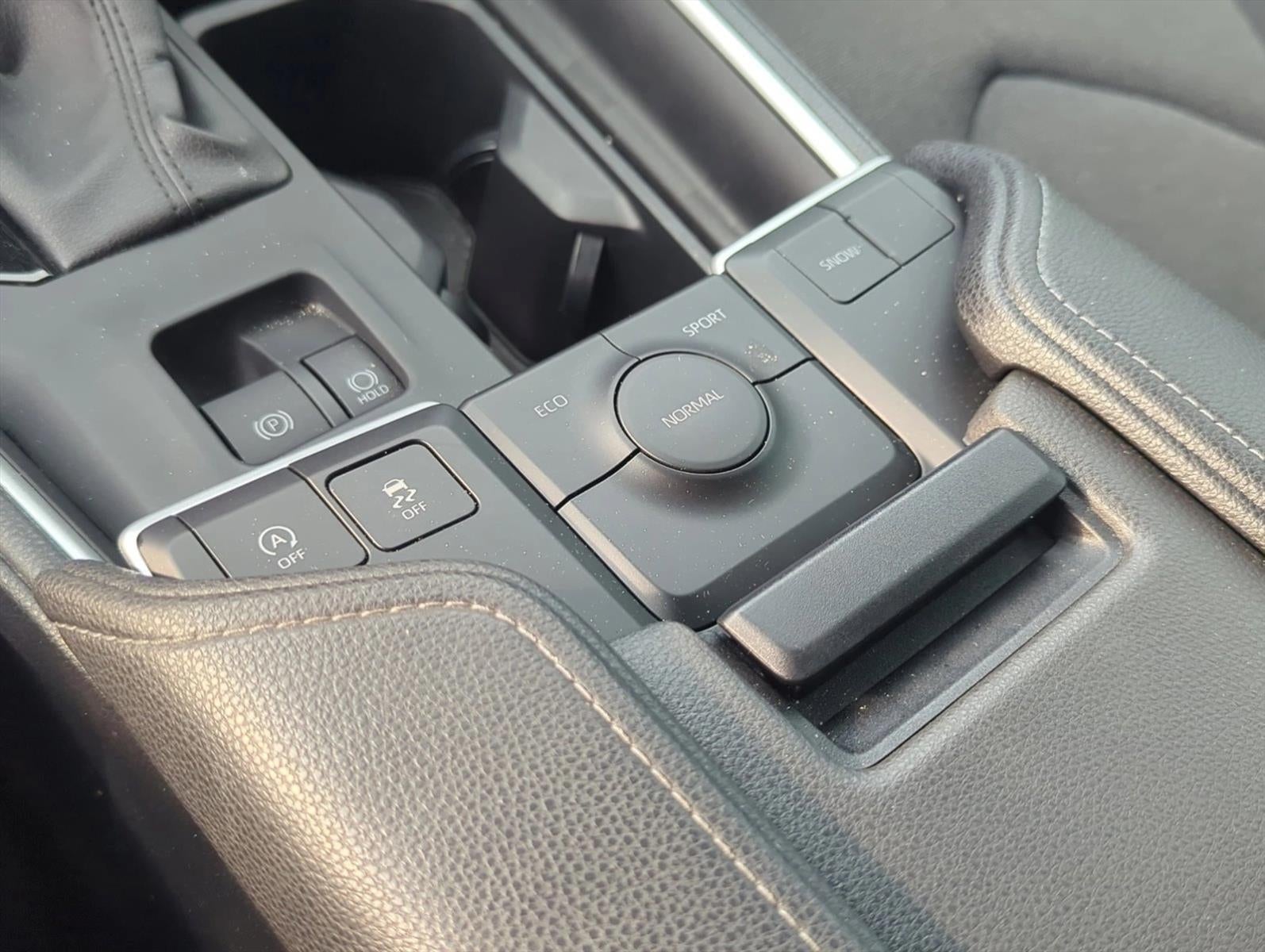 2025 Toyota Grand Highlander LE FWD (Natl)