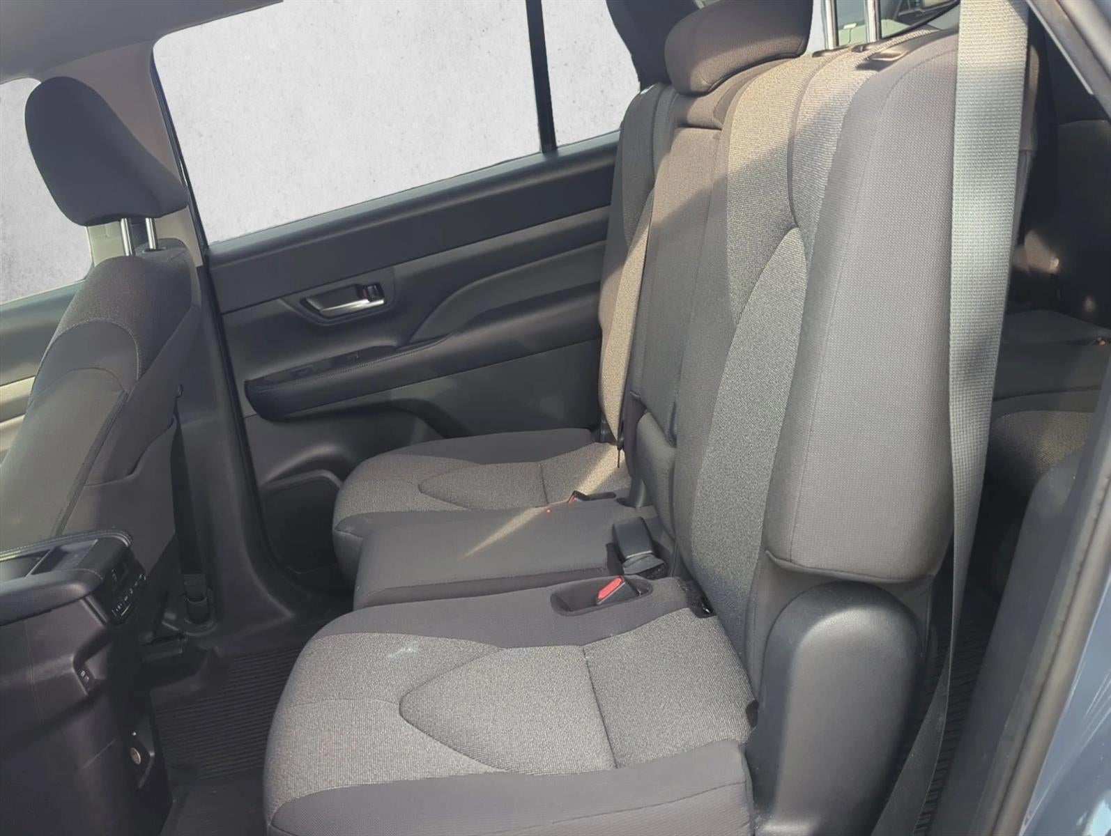 2025 Toyota Grand Highlander LE FWD (Natl)