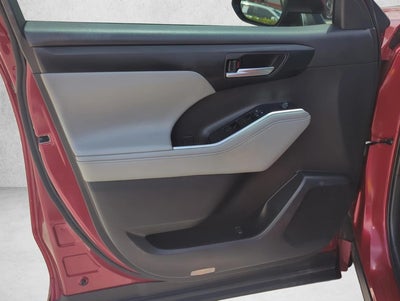 2020 Toyota Highlander XLE FWD (Natl)