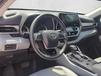 2020 Toyota Highlander XLE FWD (Natl)